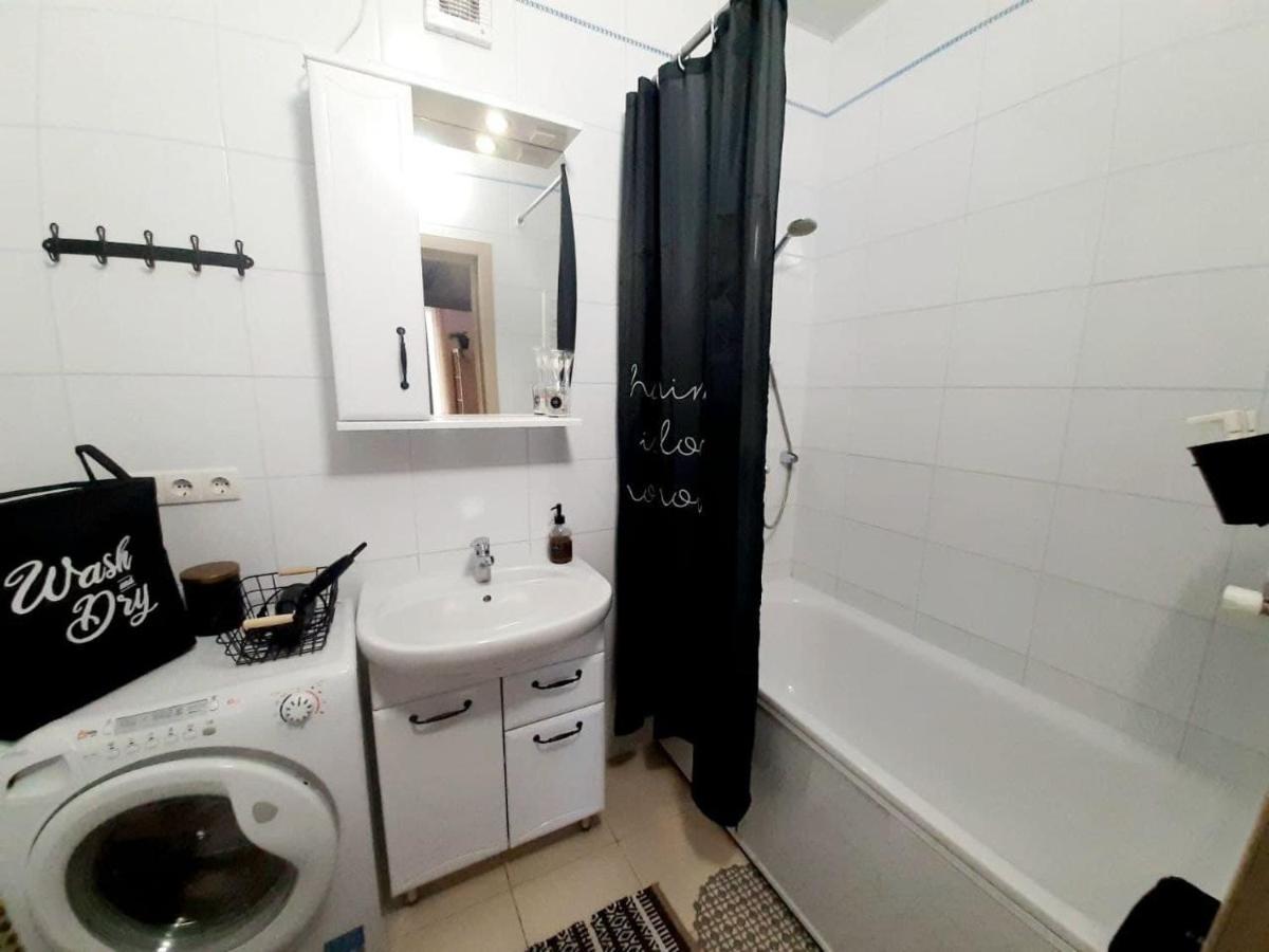 Relax Point Light Apartment イルピン エクステリア 写真